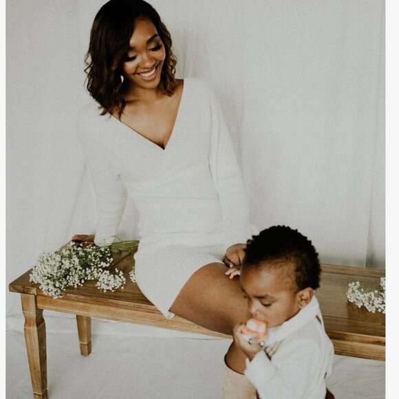 Long Sleeve White Knit Dress - Picture 4 of 13